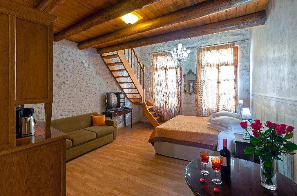 JUNIOR SUITE CAPACITY 4 Room, Casa Moazzo, Crete