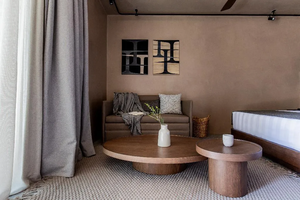 SUITE WITH PRIVATE POOL Room, Pnoe Breathing Life, Crete