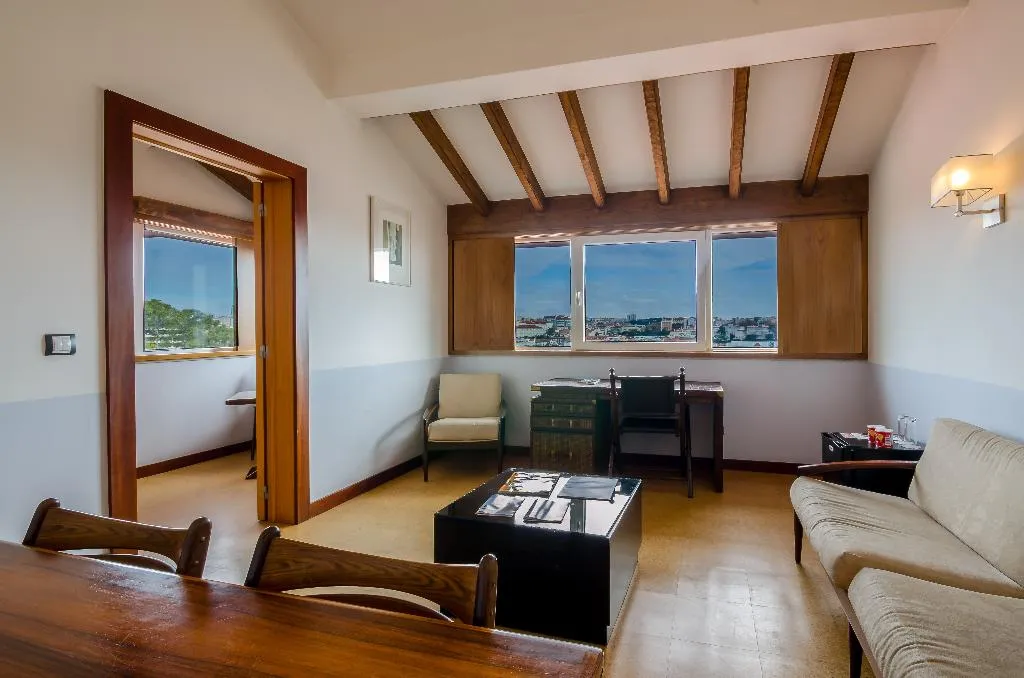 SUITE WITH VIEWS Room, Hotel Príncipe Real, Lisbon
