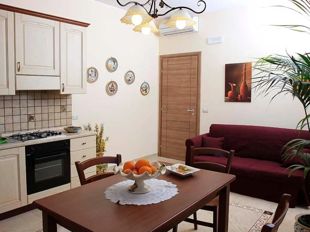 APARTMENT SEA VIEW TWO BEDROOMS Room, Etna Royal View, Catania