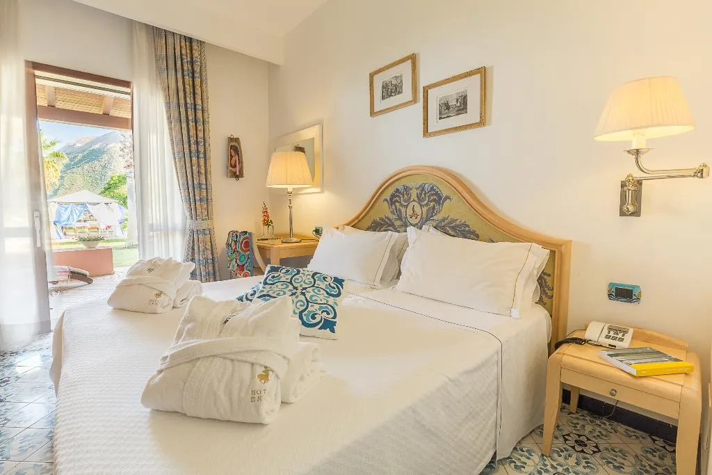 DOUBLE DELUXE SEA VIEW Room, Eros, Palermo