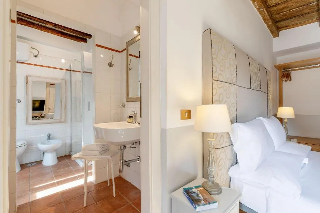 Room, The Blue Hostel, Naples