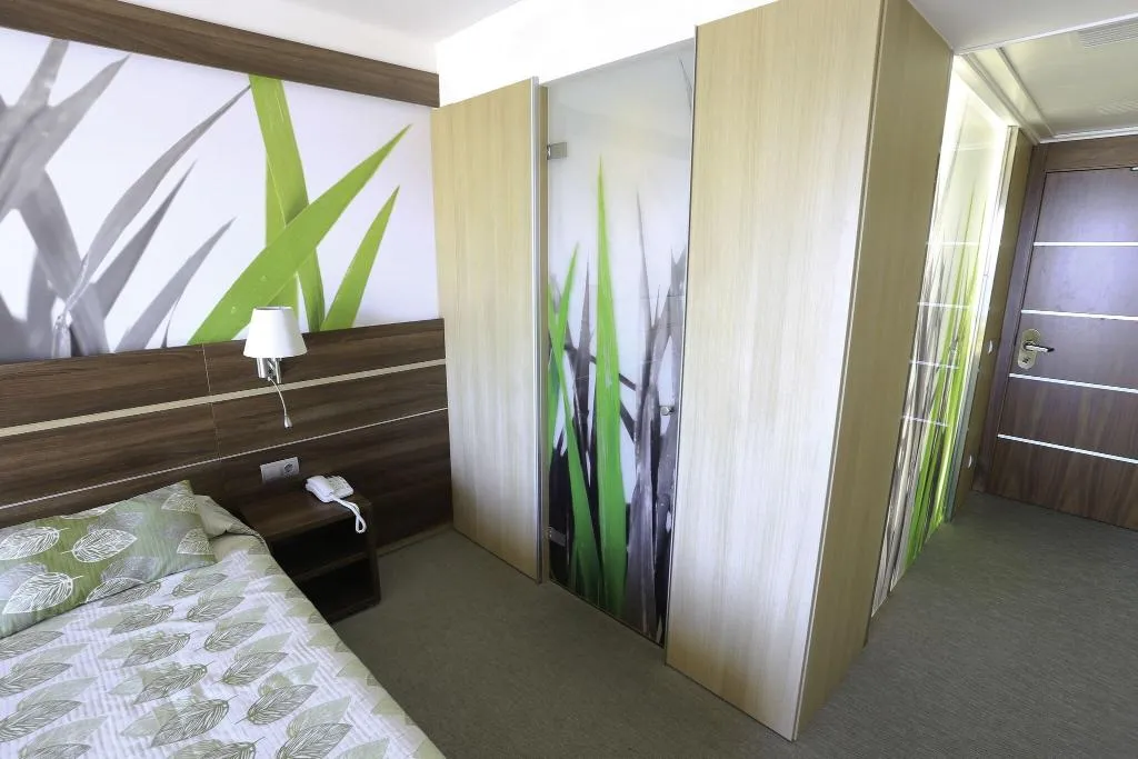 DOUBLE PREMIUM SUPERIOR Room, Volga, Costa Brava