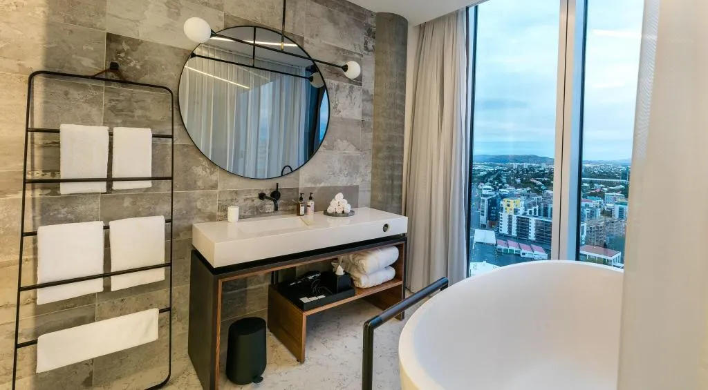 SUITE KING SIZE BED Room, Tower Suites Reykjavik, Reykjavik