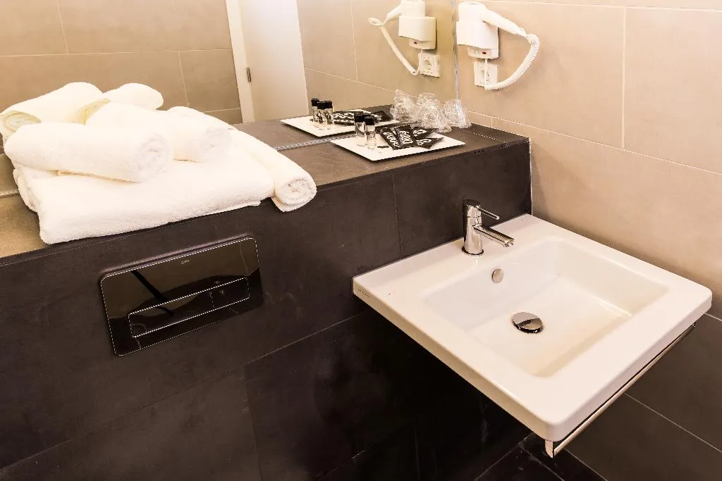 Room, Ebano Hotel Apartments & Spa, Ibiza