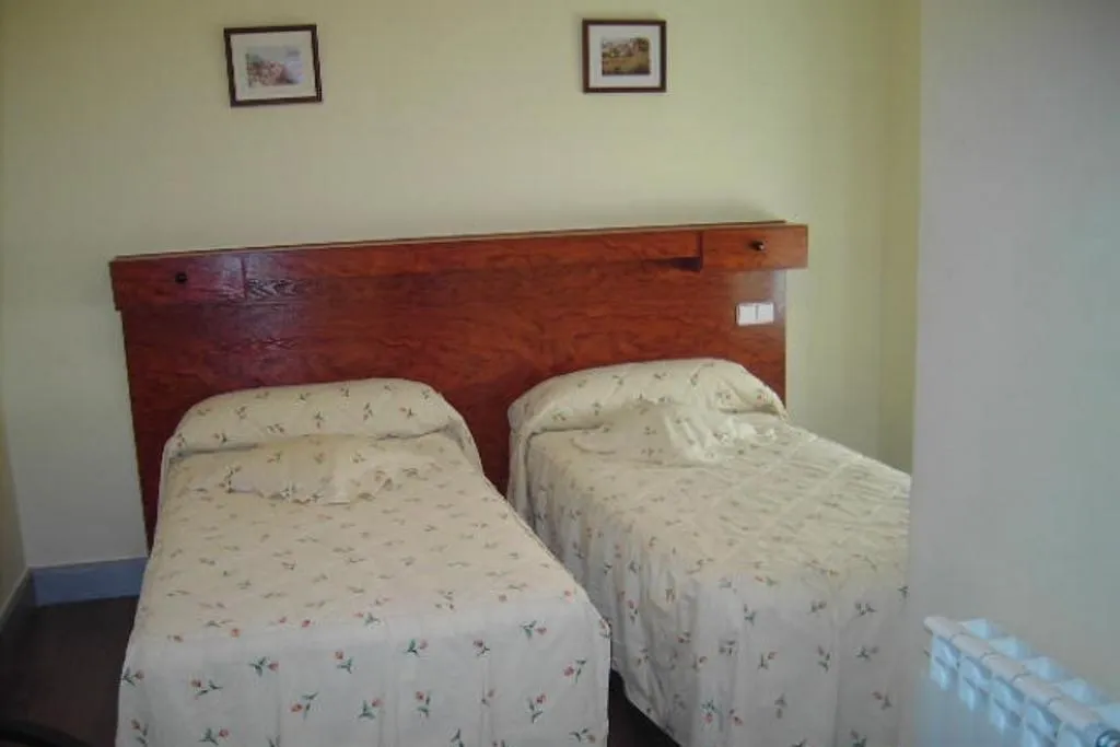 Room, Hostal Moncloa, Madrid