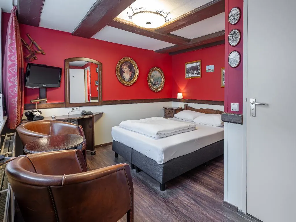 SUITE STANDARD Room, A-train, Amsterdam