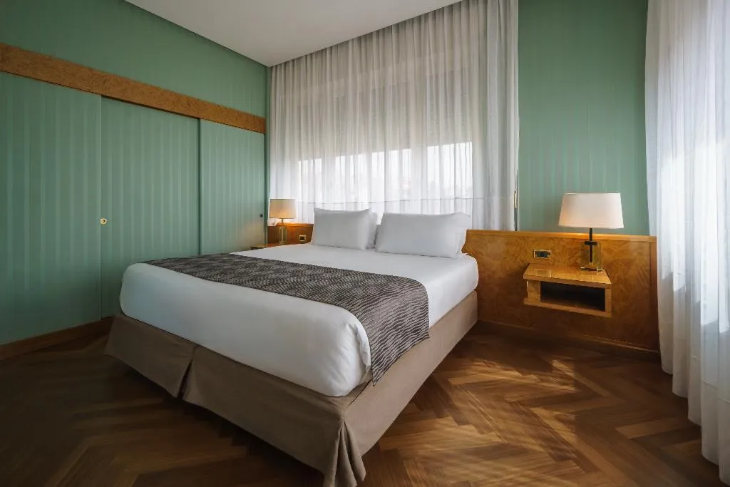 Room, Exe Majestic, Naples