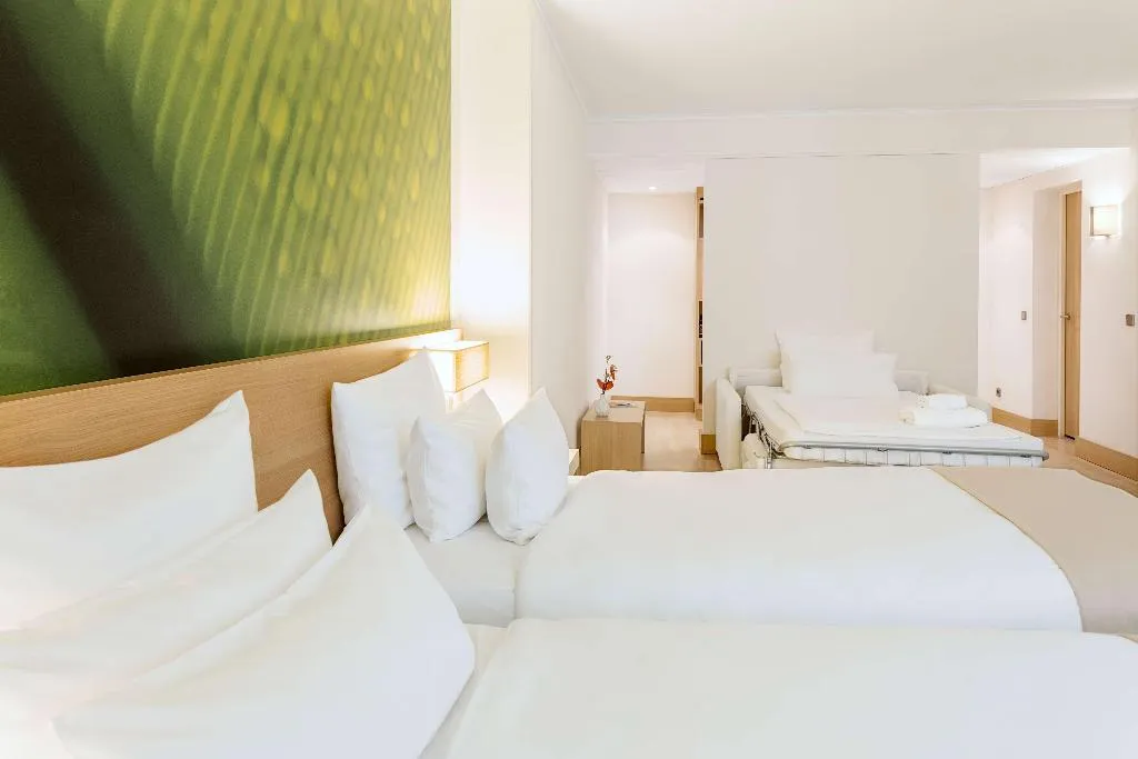 DOUBLE STANDARD Room, NH Collection Berlin Mitte am Checkpoint Charlie, Berlin