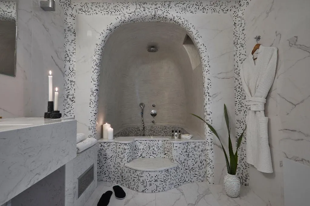 VILLA WITH PRIVATE POOL Room, Celestia Grand, Santorini