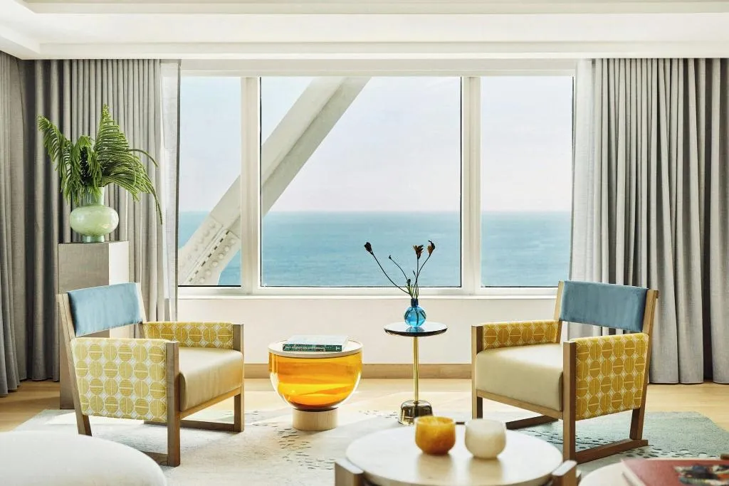 SUITE CLUB Room, Hotel Arts, Barcelona