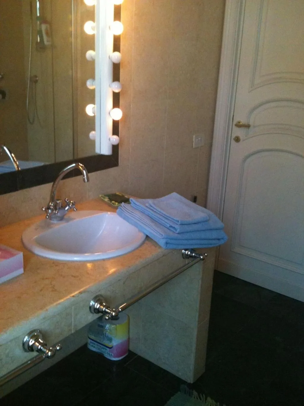 Room, Relais La Canfora, Rome