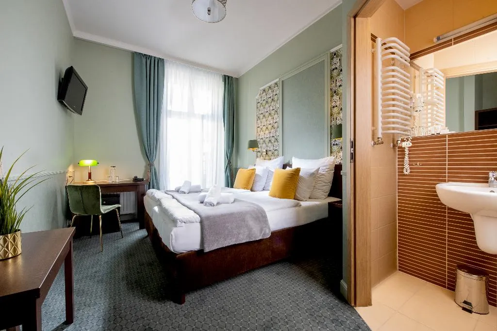 Double or Twin STANDARD Room, Amber Boutique Hotels - Hotel Amber, Krakow