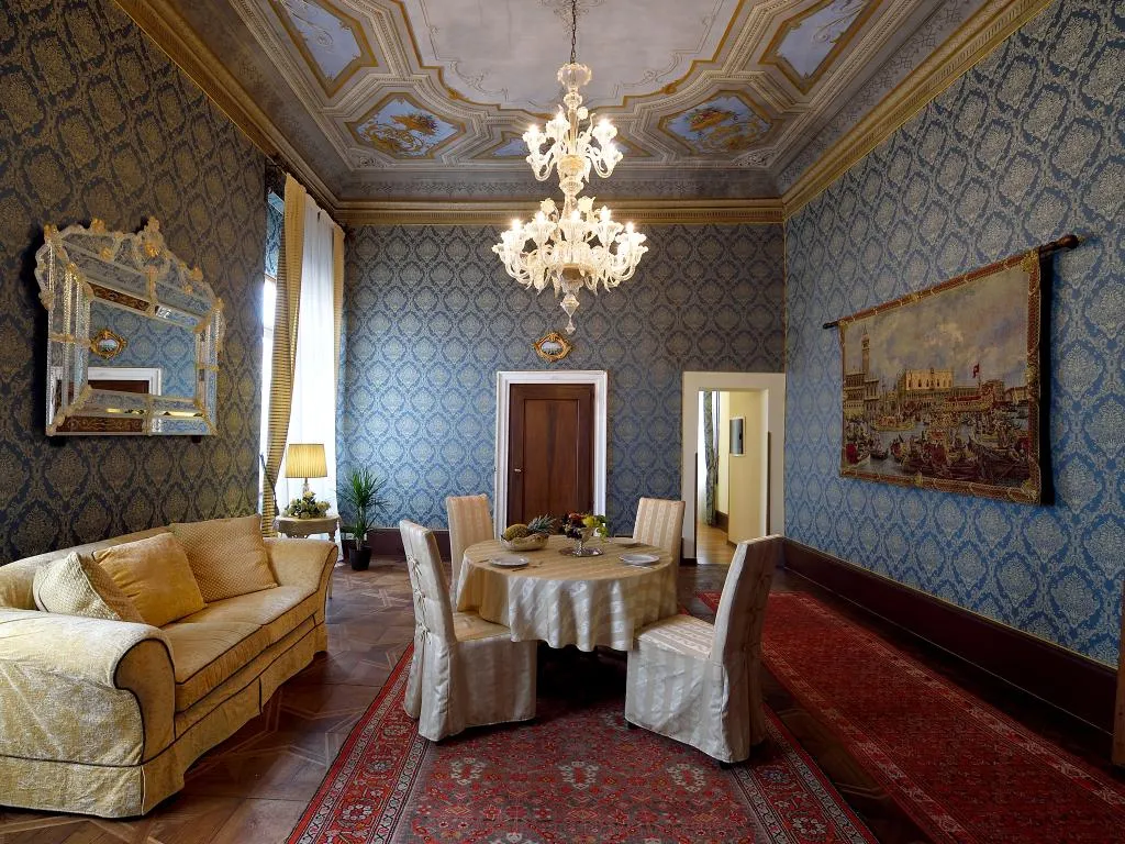 Double or Twin SUPERIOR Room, Corte dei Greci, Venice