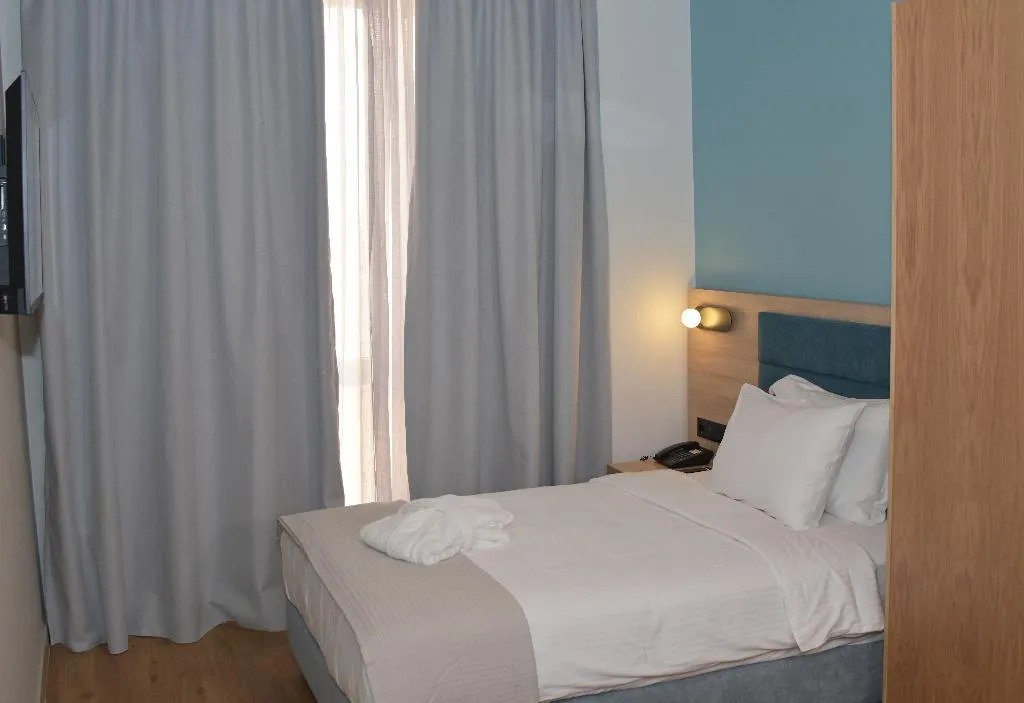SINGLE SUPERIOR Room, Arethusa, Athens