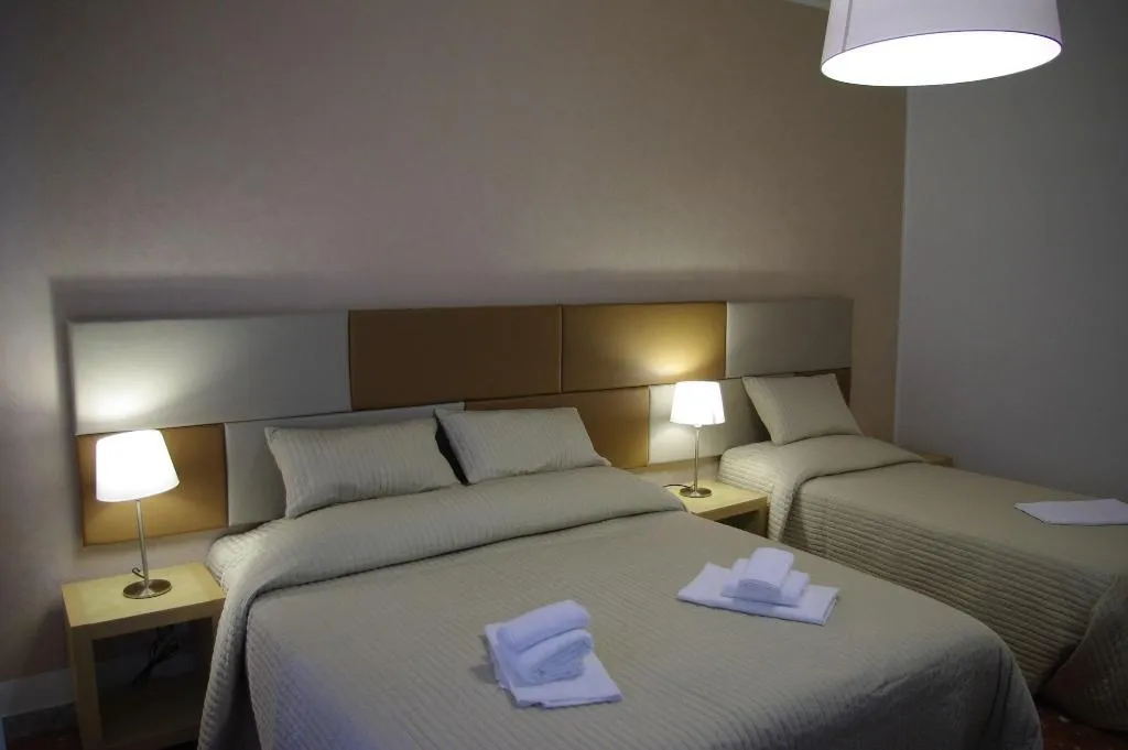 Room, Appia Avenue 639, Naples