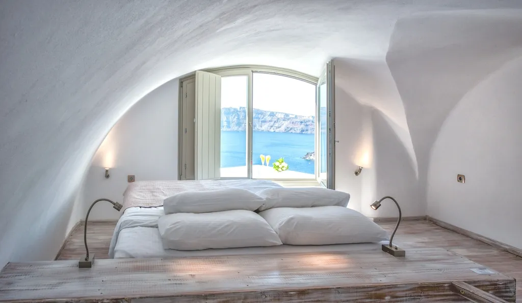 JUNIOR SUITE STANDARD Room, La Perla Villas and Suites, Santorini