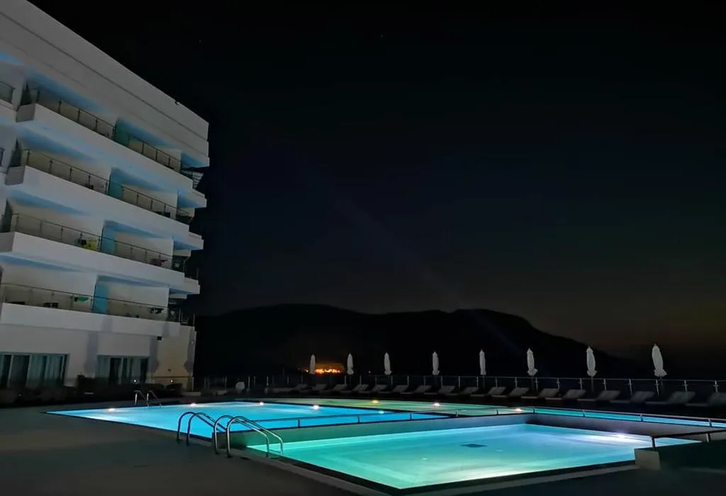Pool, Konstantinos Palace, Rhodes