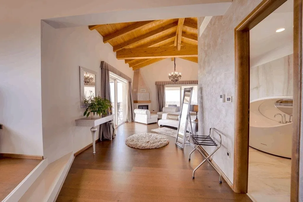 SUITE DELUXE Room, Boutique Hotel Wine Residence Cattunar, Istria