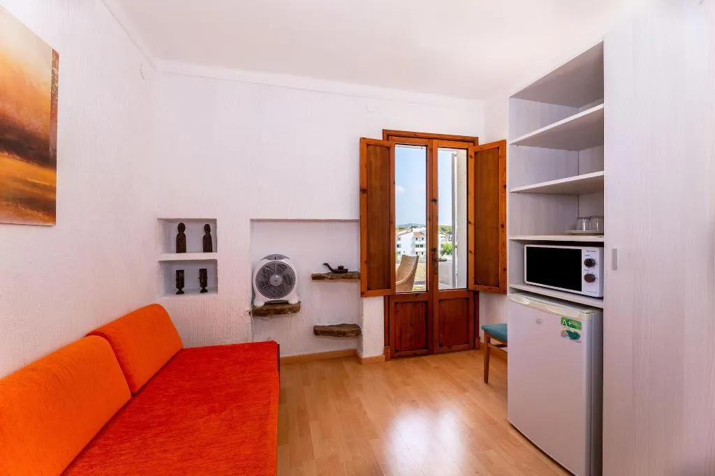 Room, Hostal San Francisco - Portocolom, Majorca