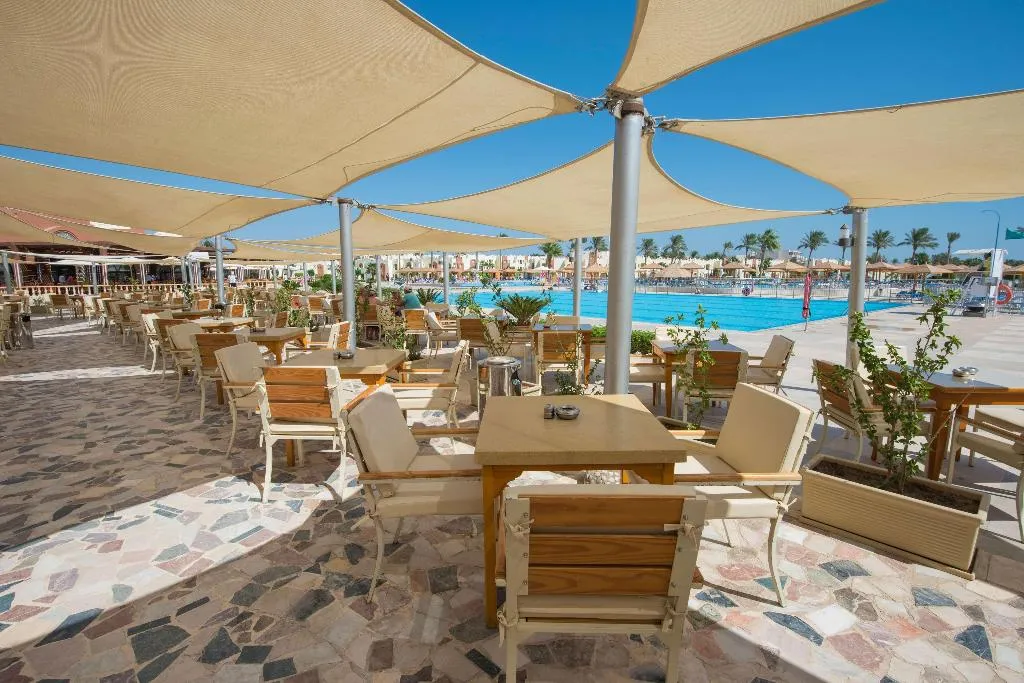 Terrace, Sunrise Royal Makadi Resort, Red Sea Riviera