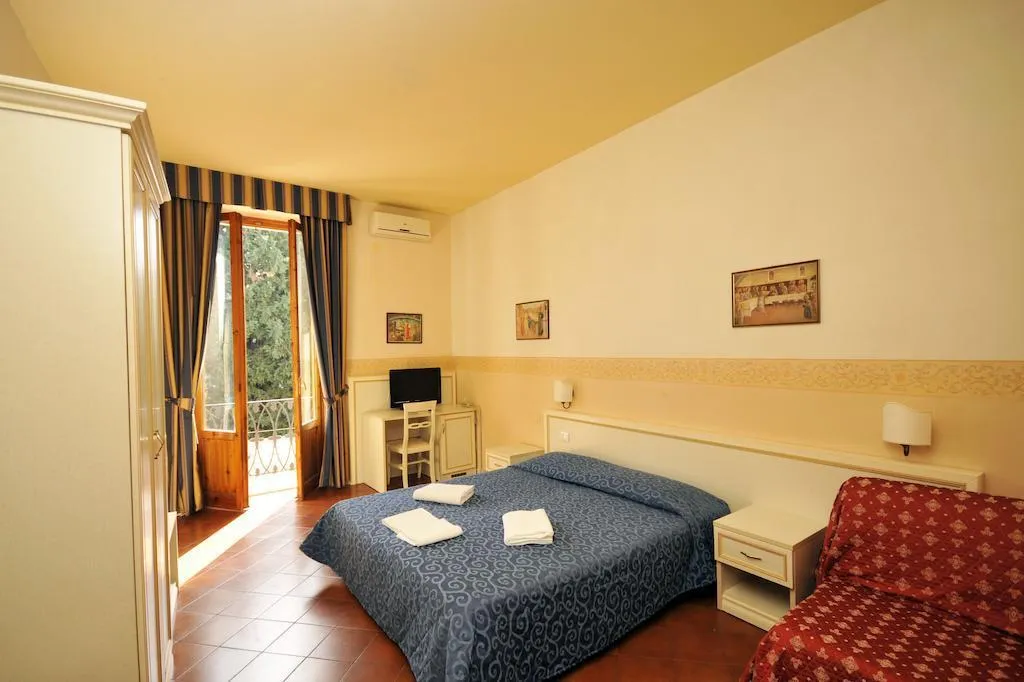 General view, Hotel Marine, Florence