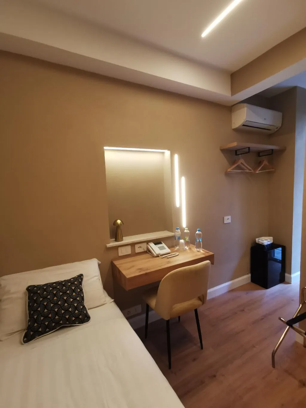 SINGLE STANDARD Room, Fiori, Rome
