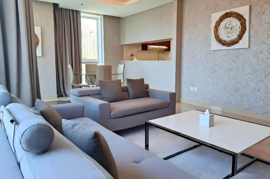 Double or Twin EXECUTIVE Room, Barceló Residences Dubai Marina, Dubai