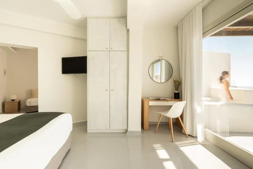 Room DELUXE WITH VIEWS Room, Rocabella Santorini Hotel & Spa, Santorini