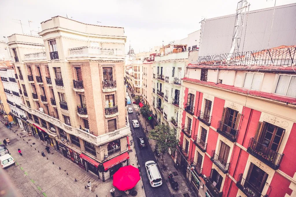 Terrace, Hostal Sol Los Angeles, Madrid