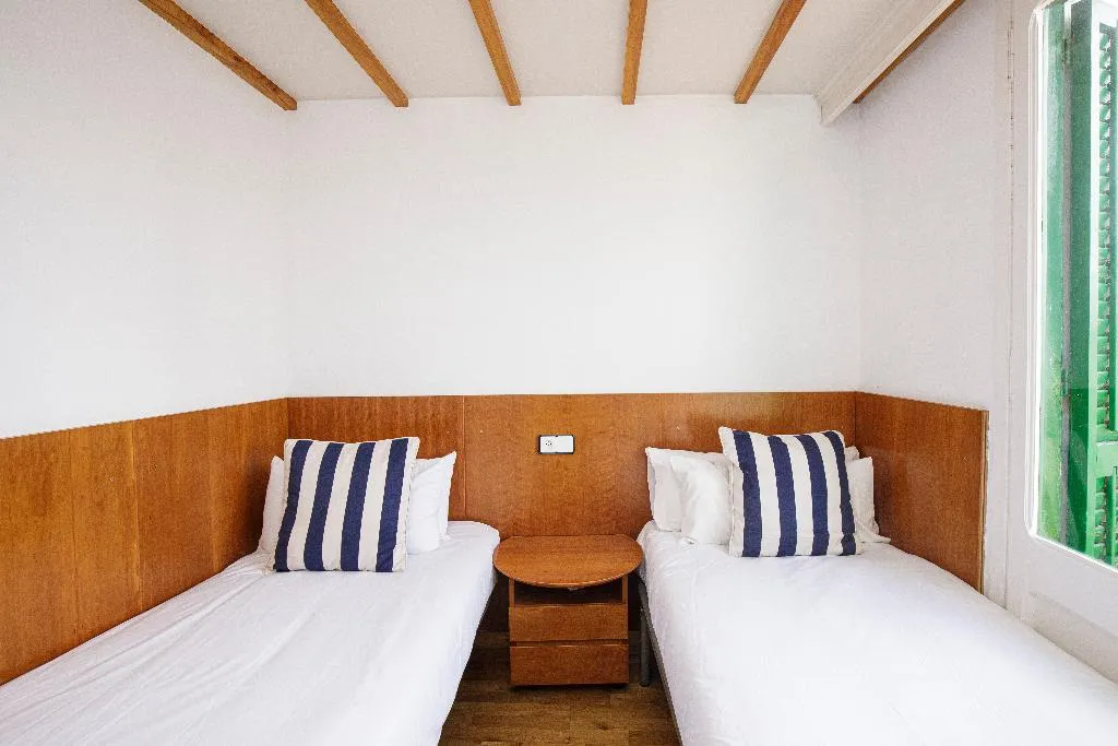 APARTMENT FOUR BEDROOMS Room, Hotel Casa Mas, Costa Brava