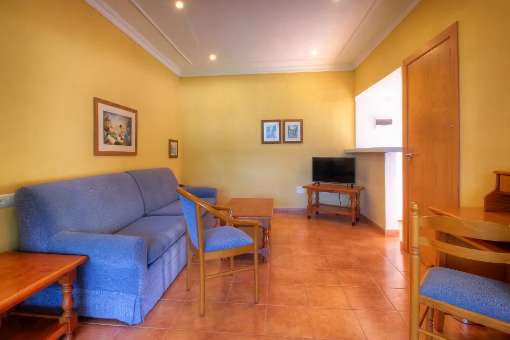 APARTMENT CAPACITY 4 ONE BEDROOM Room, Club Sunway Punta Prima, Ibiza