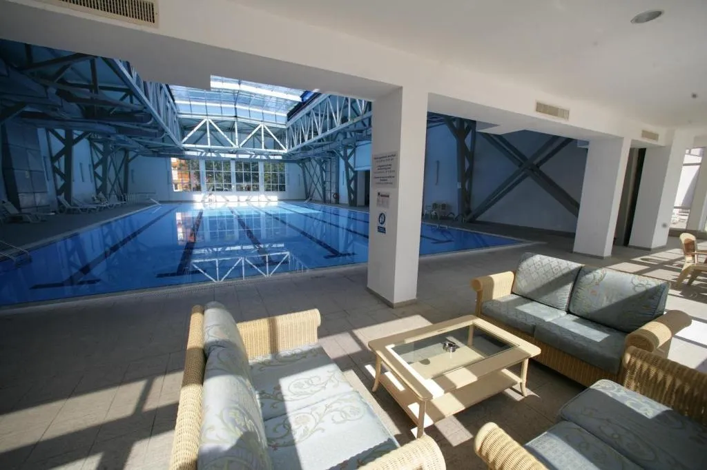 Sports and Entertainment, Hotel Globus - Half Board, Bourgas
