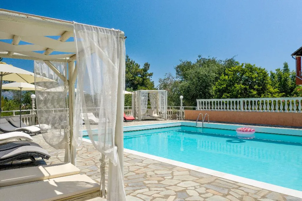Pool, Victoria Hill, Corfu