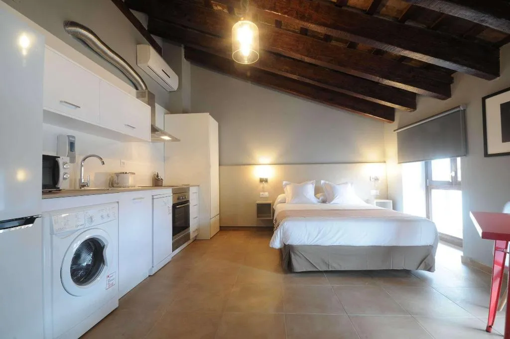 Room, Catalina Suites San Nicolas 3*, Valencia