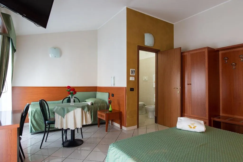 Room, Hotel Dorè, Milan