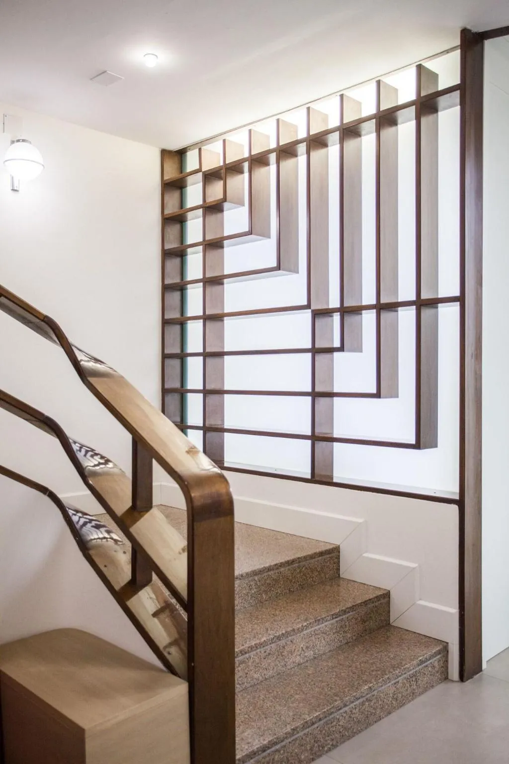 Lobby, Italia, Cagliari