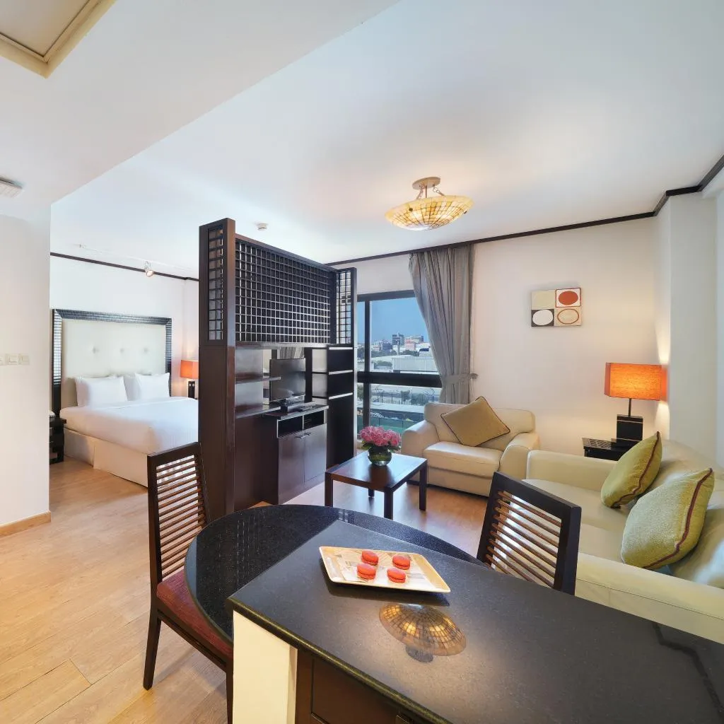 STUDIO CLASSIC KING BED Room, Park Apartments Dubai,an Edge by Rotana Hotel, Dubai