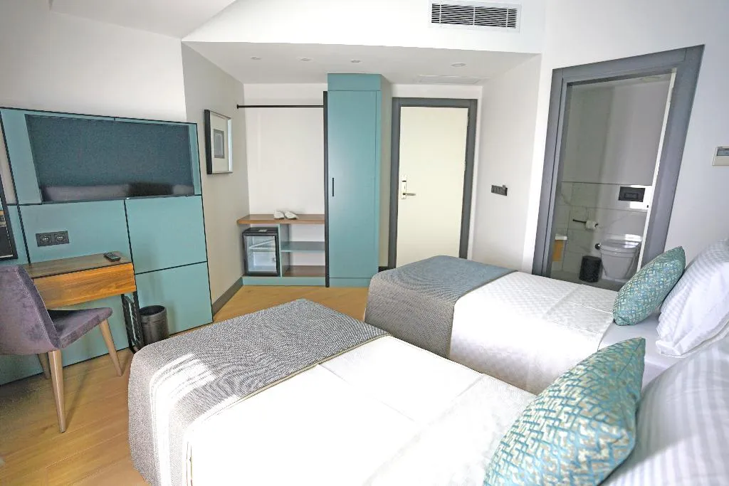 DOUBLE SINGLE USE STANDARD Room, Leaf Port Hotel, Antalya