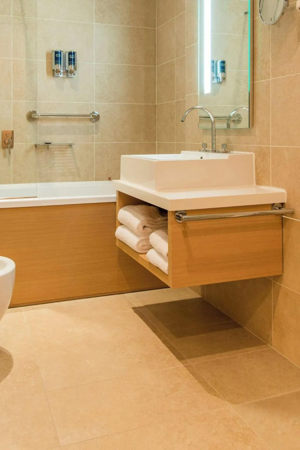 FAMILY ROOM WITH DOUBLE BED Room, Four Points by Sheraton Venice Mestre, Venice