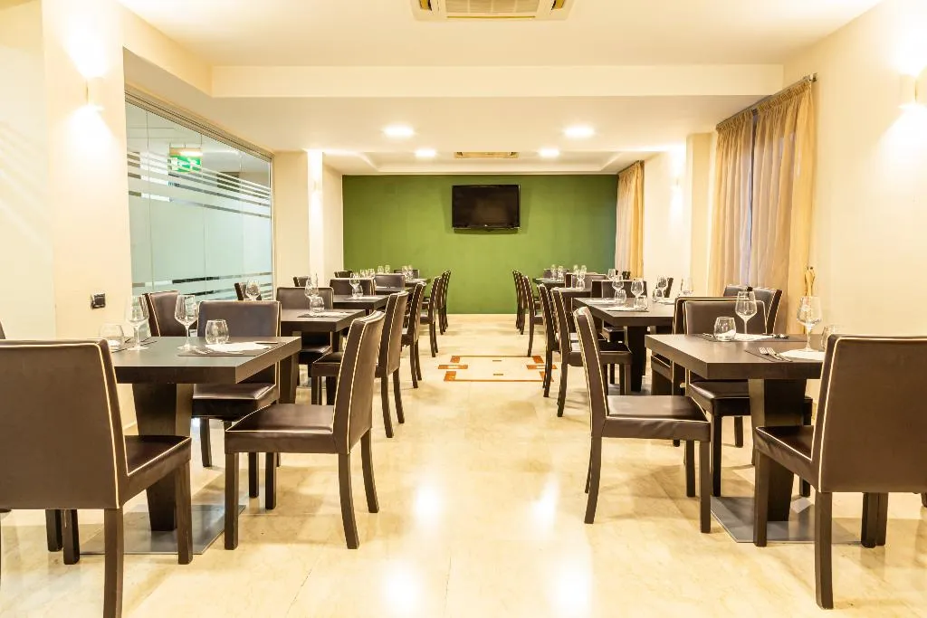 Restaurant, Hotel Premiere, Naples