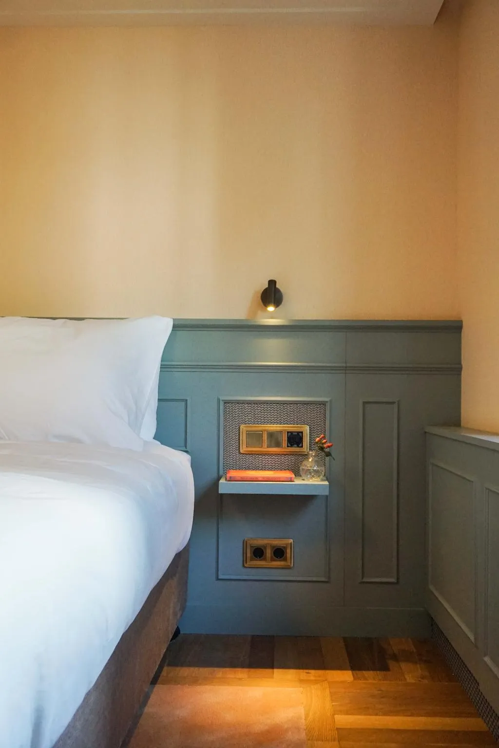 Double or Twin INNER Room, Hotel Mercier, Amsterdam