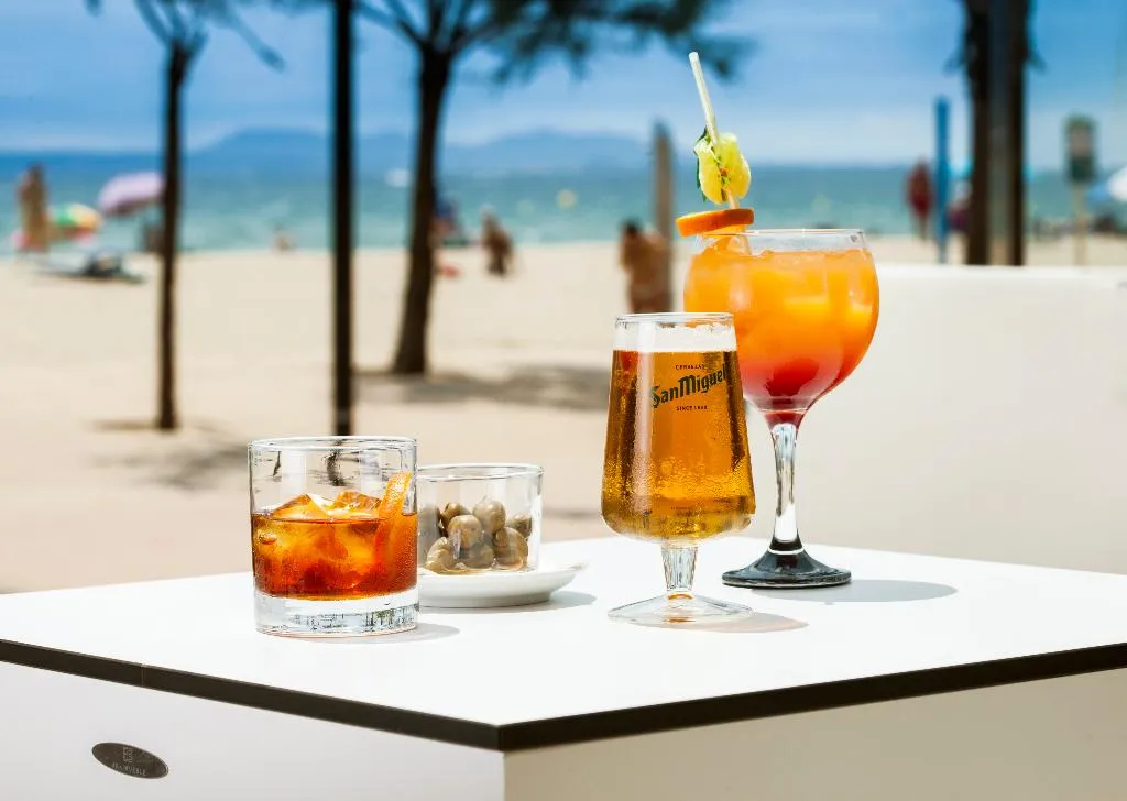 Bar, Hotel Monterrey Roses by Pierre & Vacances, Costa Brava