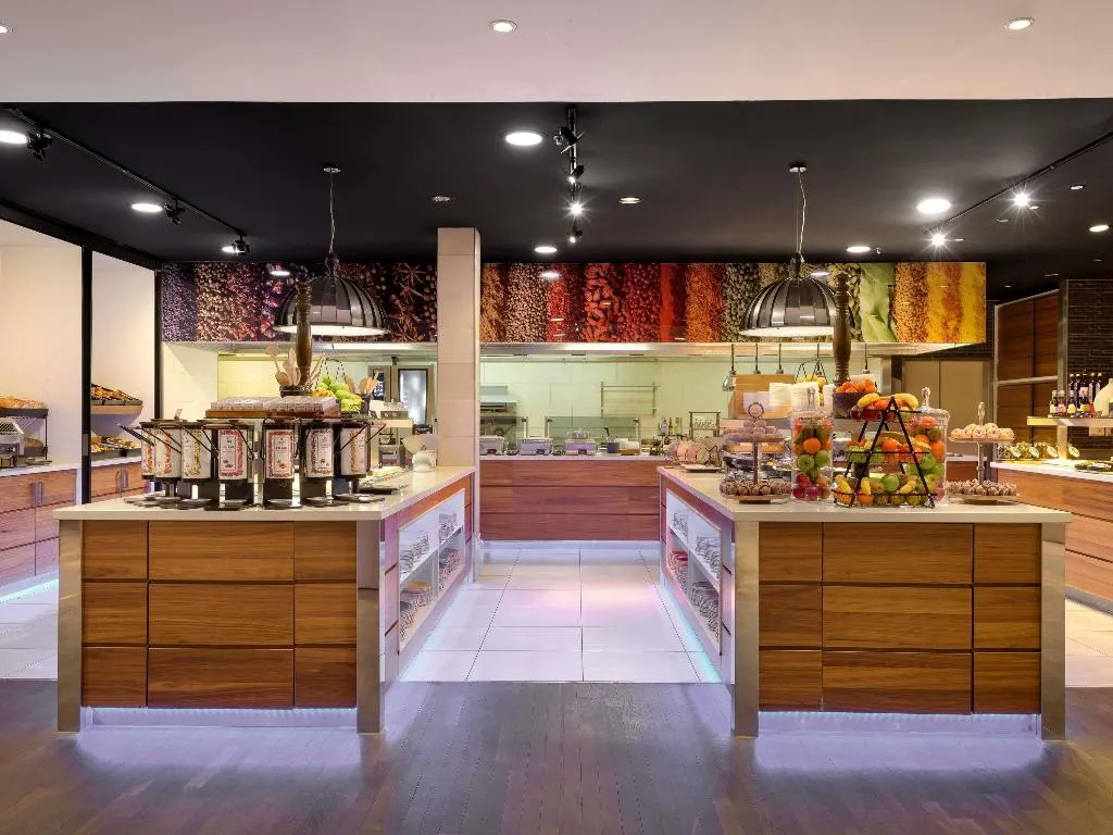 Restaurant, Movenpick Hotel Amsterdam City Centre, Amsterdam