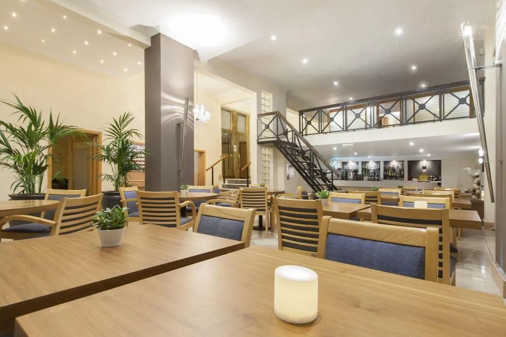 Lobby, Telioni, Halkidiki