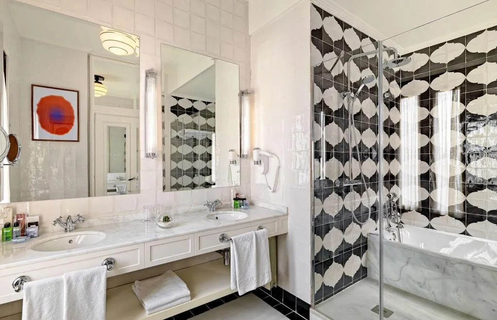 JUNIOR SUITE KING SIZE BED Room, H10 Villa de la Reina, Madrid