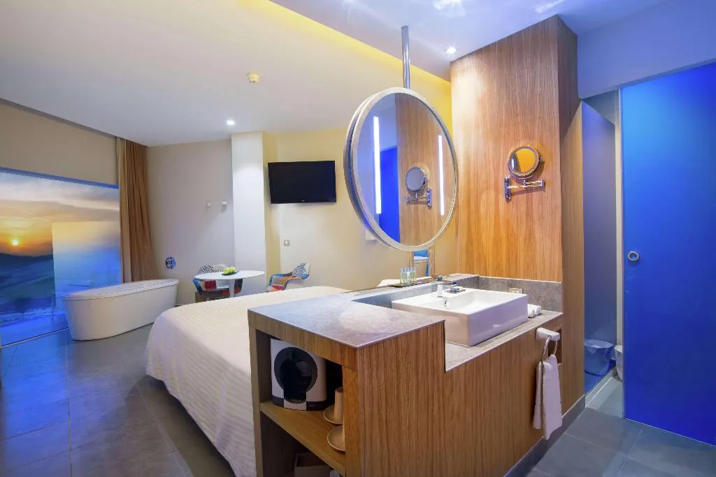 DOUBLE DELUXE KING BED Room, Higueron Hotel Malaga Curio collection by HILTON, Costa Del Sol