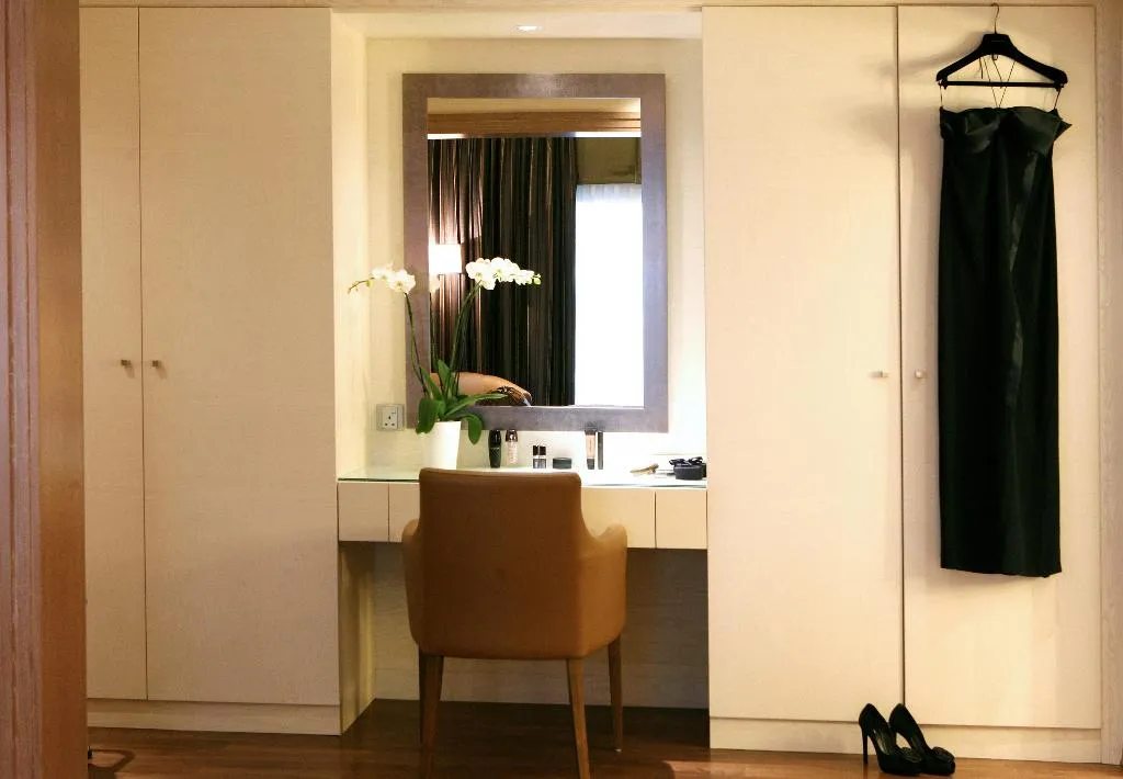 SUITE SEA VIEW KING BED Room, Crowne Plaza Limassol, Cyprus