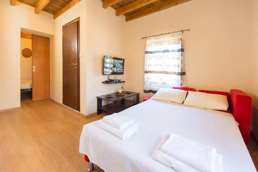 APARTMENT STANDARD Room, 3 Charites, Rhodes