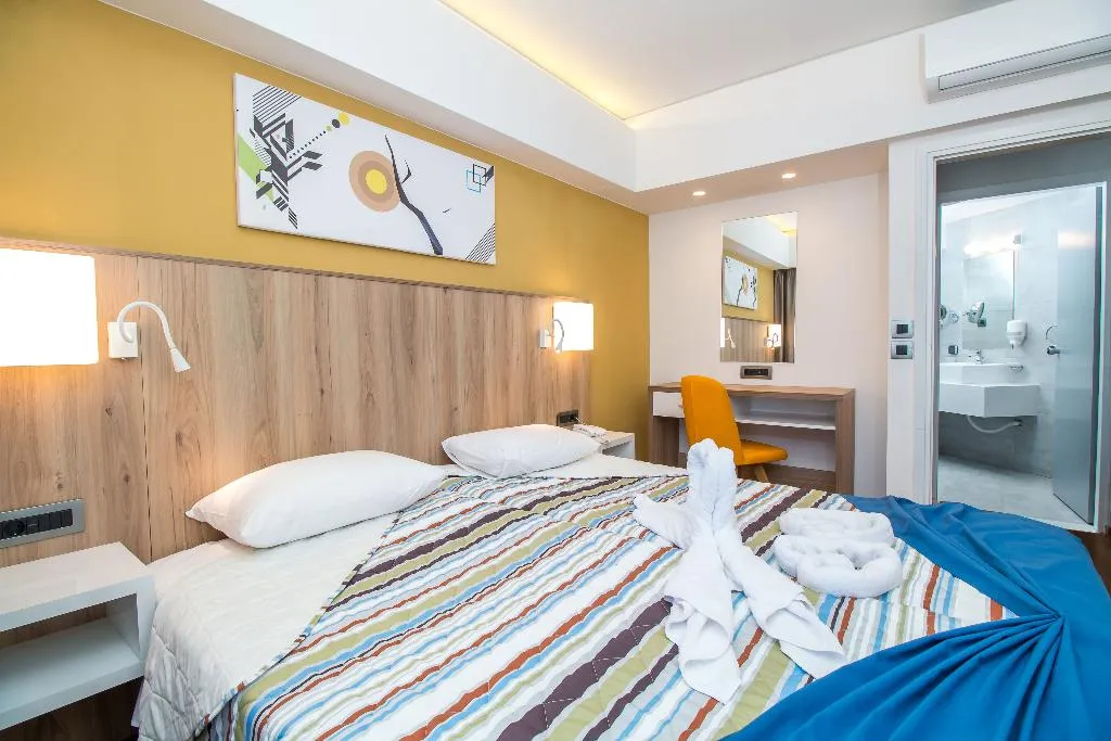 SUITE WITH VIEWS Room, Sunny Days Hotel, Rhodes